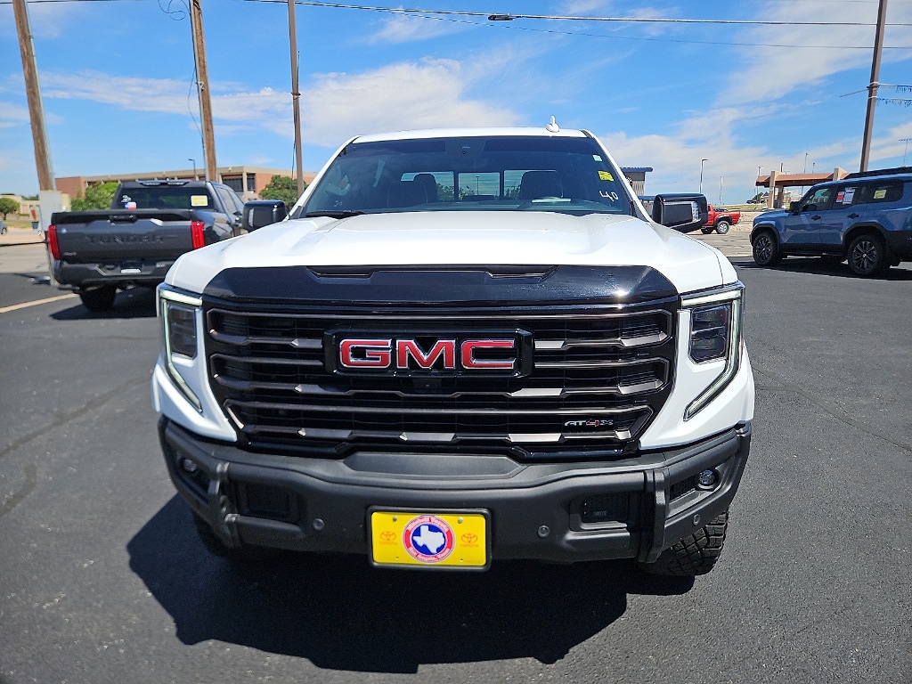 2024 GMC Sierra 1500 AT4X - Photo 8