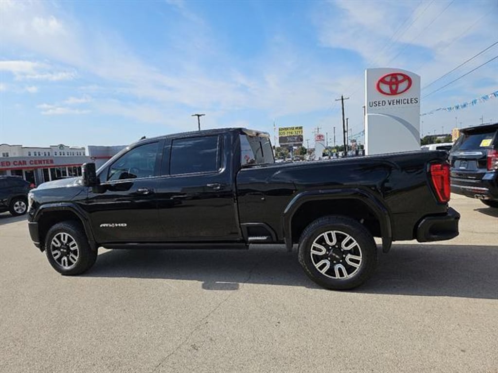 Used 2023 GMC Sierra 2500 HD AT4 Truck Crew Cab