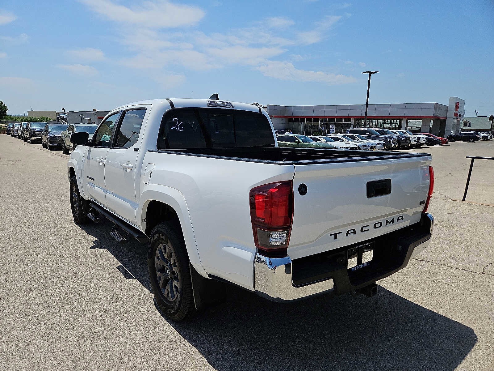 2023 Toyota Tacoma SR5 photo 3