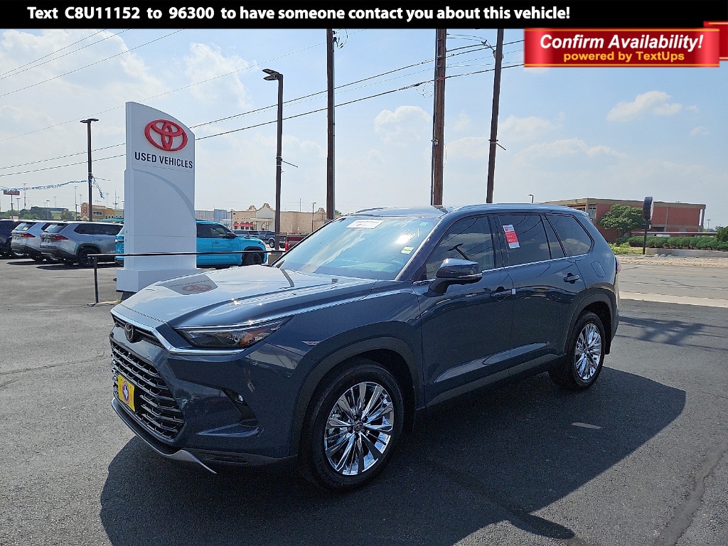 2026 Toyota Grand Highlander Platinum AWD's photo