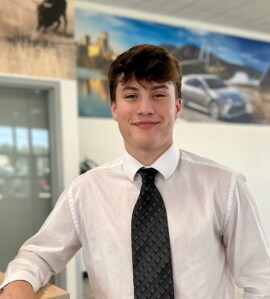 Staff member Zach Atchison from ID_02466dd5404d