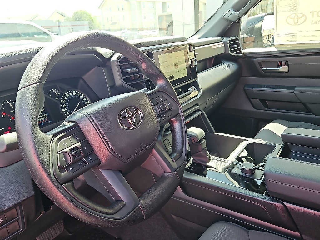 2026 Toyota Tundra SR5 - Photo 8