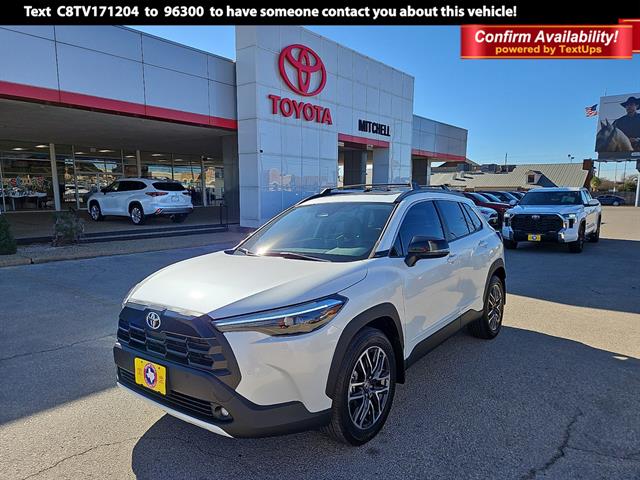 2026 Toyota Corolla Cross XLE's photo