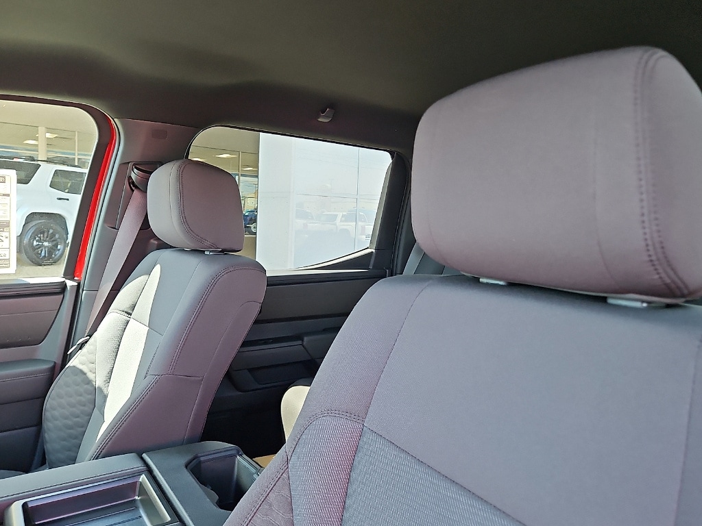 2026 Toyota Tundra SR5 - Photo 7