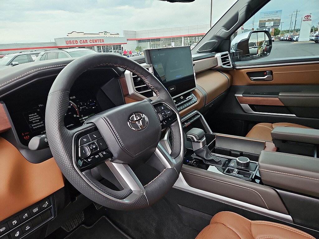 2025 Toyota Tundra 1794 Edition - Photo 12