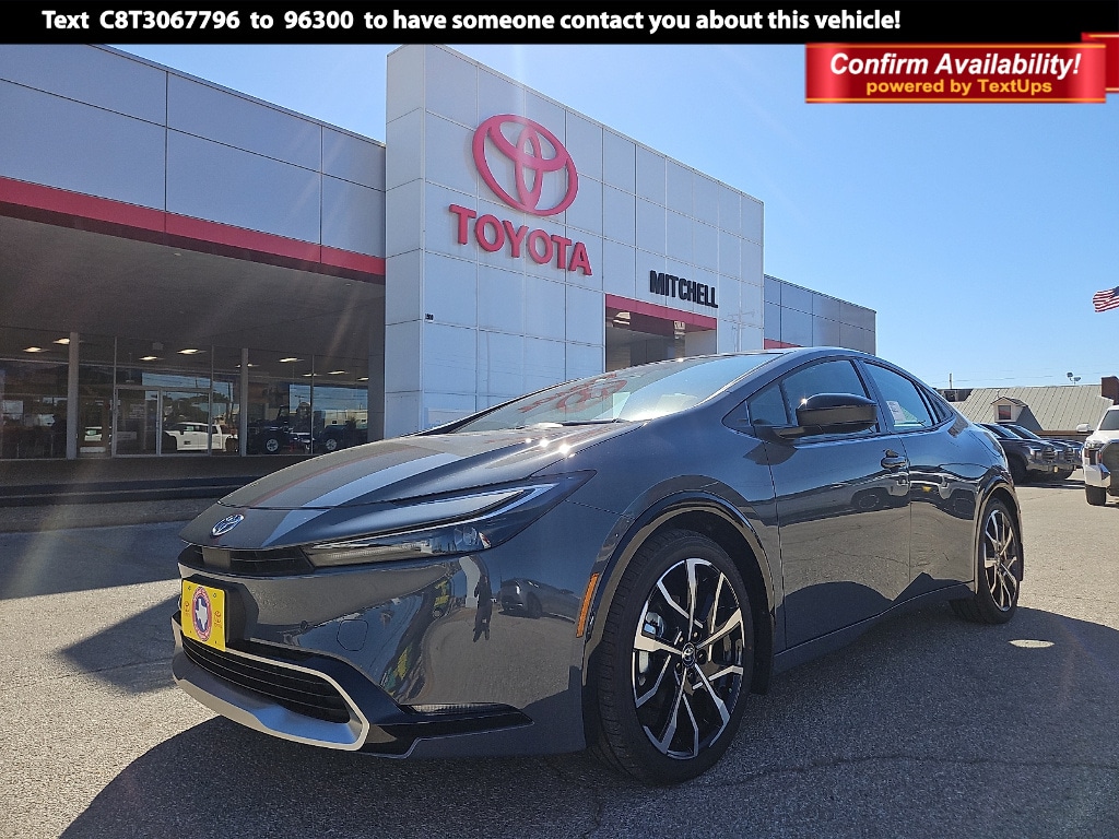 2026 Toyota Prius XSE's photo