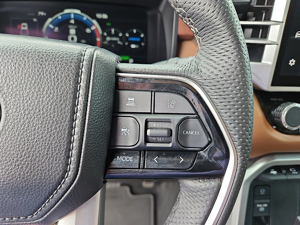 2025 Toyota Tundra 1794 Edition - Photo 18