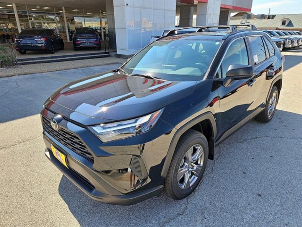 New 2025 Toyota RAV4 Hybrid LE SUV