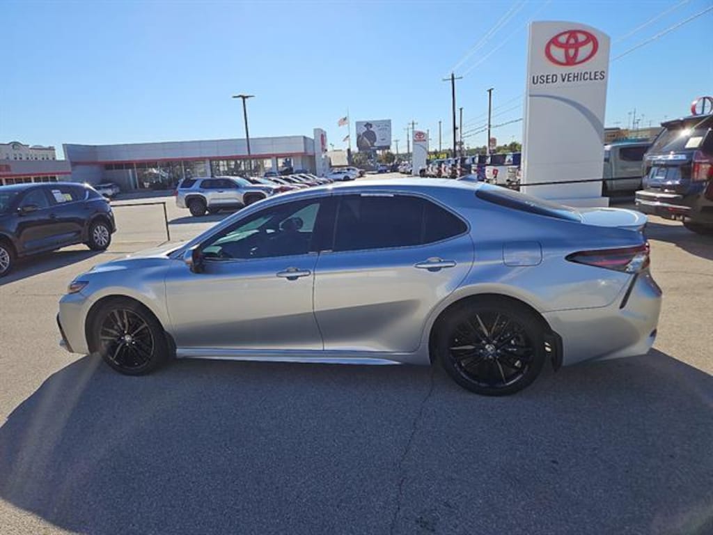 Used 2023 Toyota Camry Hybrid XSE Sedan