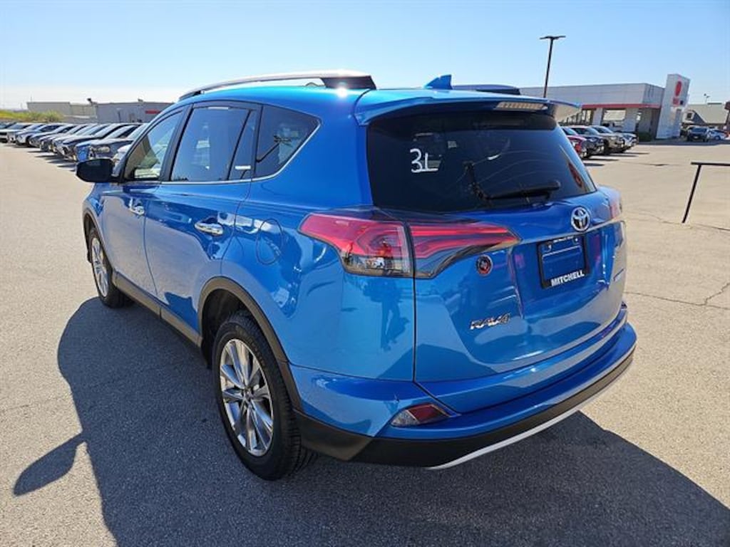 Used 2018 Toyota RAV4 SUV