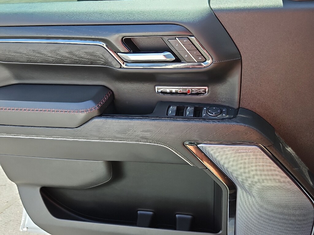 2024 GMC Sierra 1500 AT4X - Photo 14