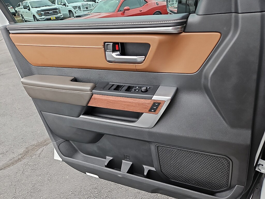 2025 Toyota Tundra 1794 Edition - Photo 13
