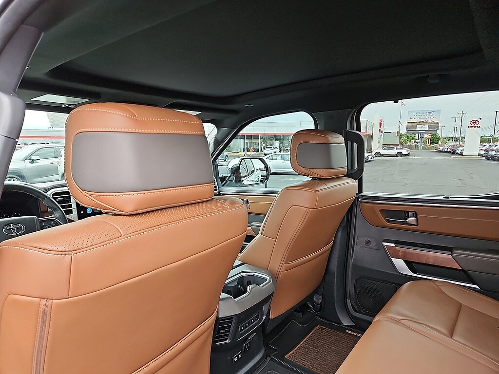 2025 Toyota Tundra 1794 Edition - Photo 9