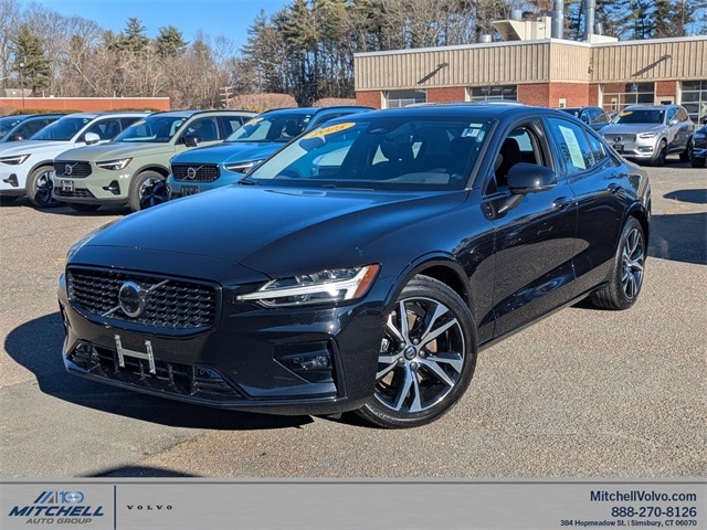 2025 Volvo S60 Sedan 