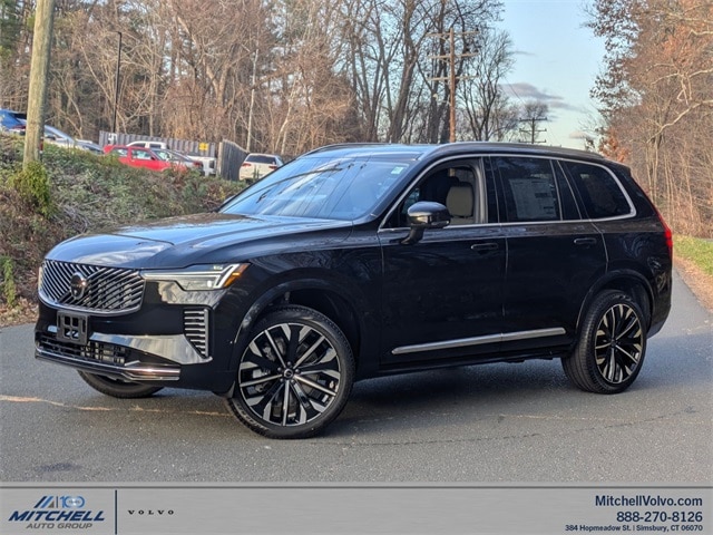 2026 Volvo XC90 Plus's photo