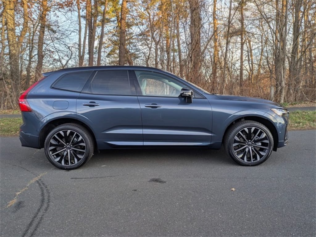 New 2026 Volvo XC60 B5 Ultra SUV