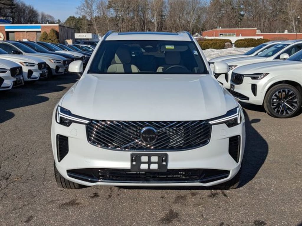 New 2026 Volvo XC90 B6 Plus 7-Seater SUV