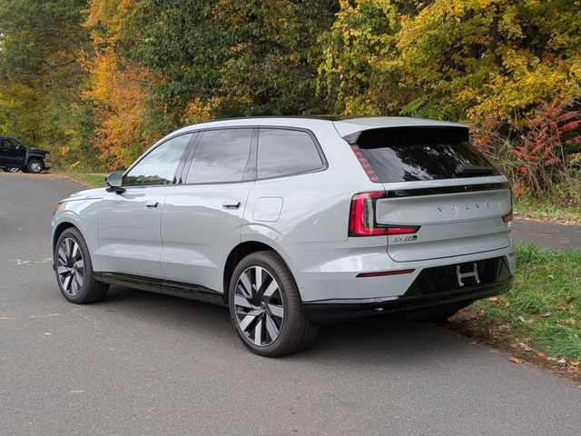 2025 Volvo EX90 Ultra - Photo 7