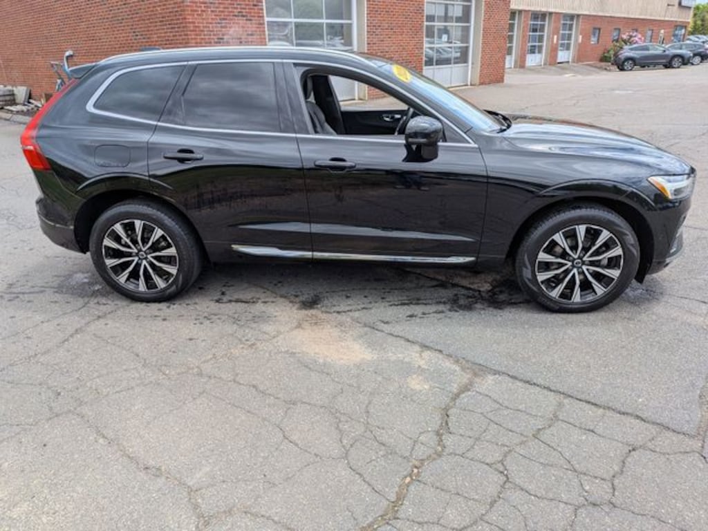 Certified 2023 Volvo XC60 B5 AWD Plus Bright SUV
