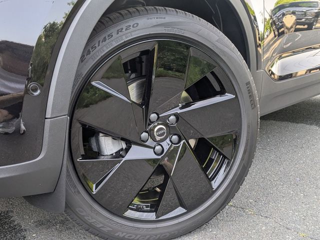 2026 Volvo XC40 Ultra Black Edition - Photo 9