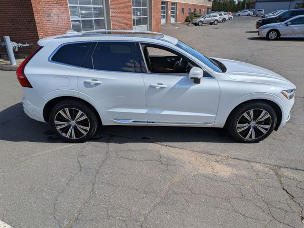 Certified 2023 Volvo XC60 B5 AWD Plus Bright SUV