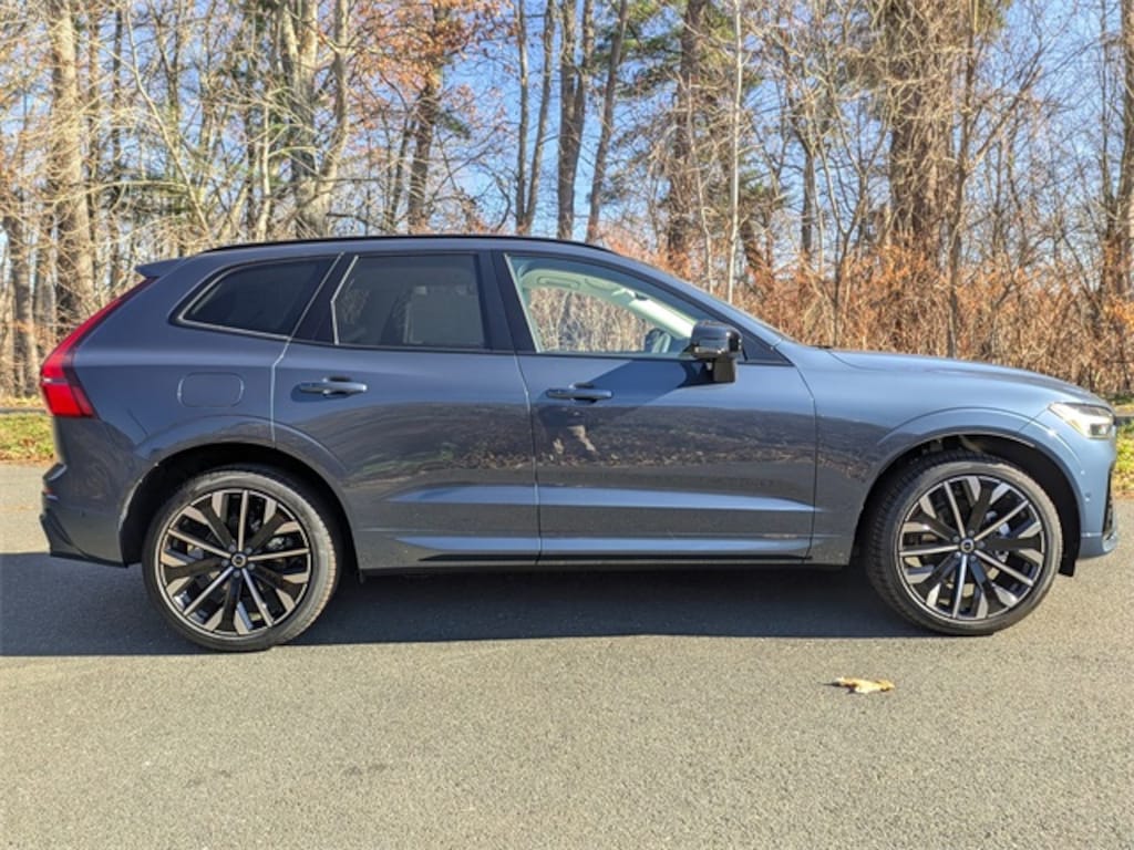 New 2026 Volvo XC60 B5 Ultra SUV