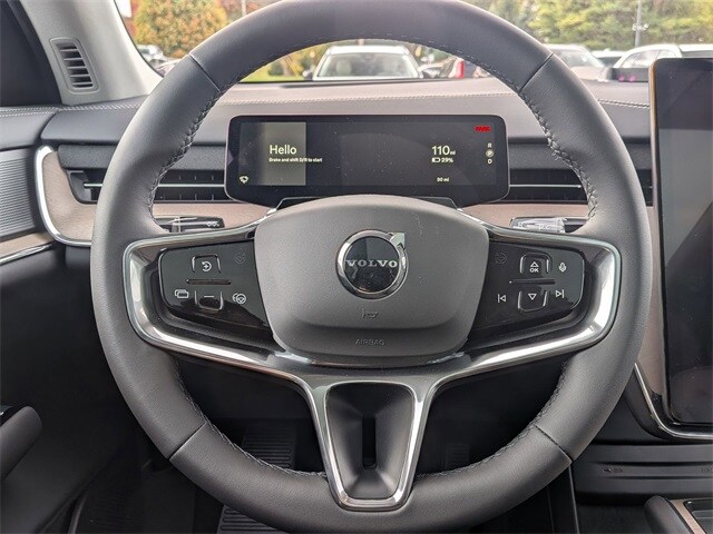 2025 Volvo EX90 Twin Motor Plus photo 2