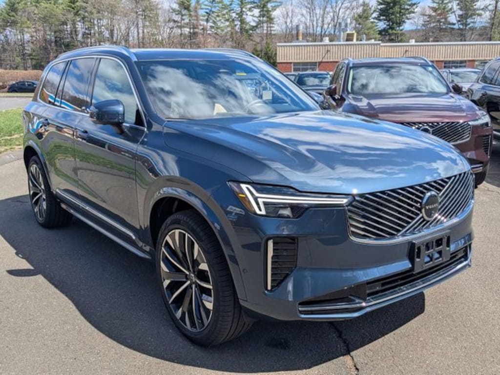 New 2026 Volvo XC90 B6 Plus 7-Seater SUV
