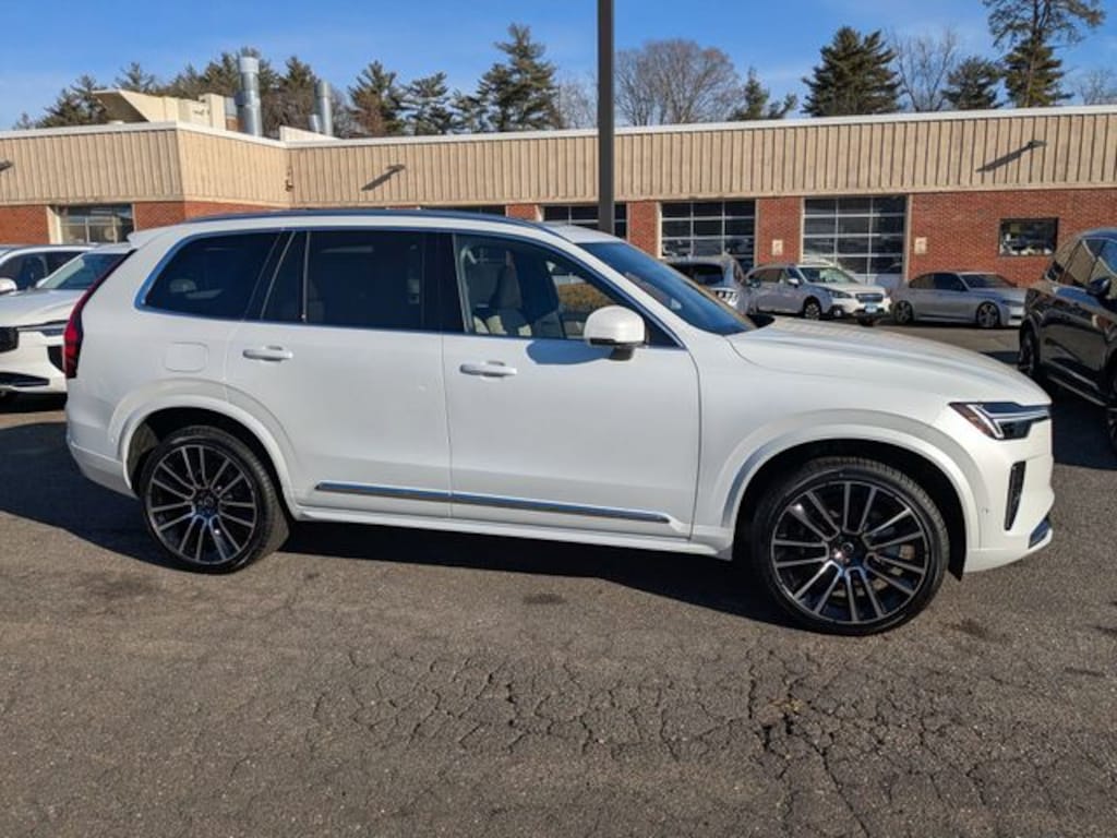 New 2026 Volvo XC90 B6 Plus 7-Seater SUV