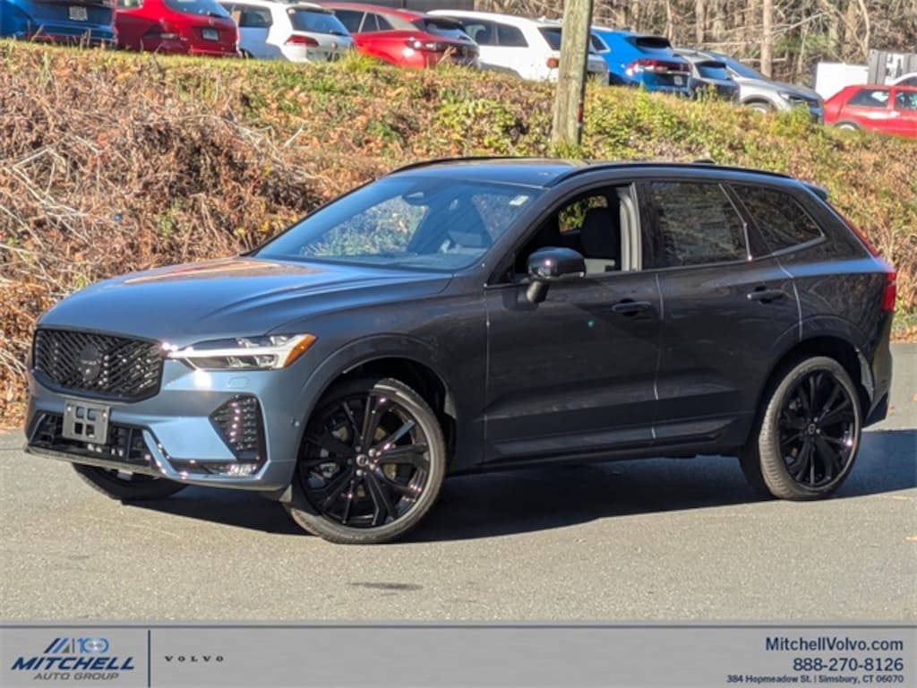 New 2026 Volvo XC60 B5 Ultra Black Edition SUV