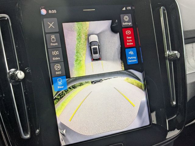 2026 Volvo XC40 Plus - Photo 14
