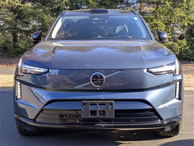2025 Volvo EX90 Twin Motor Performance Ultra photo 2