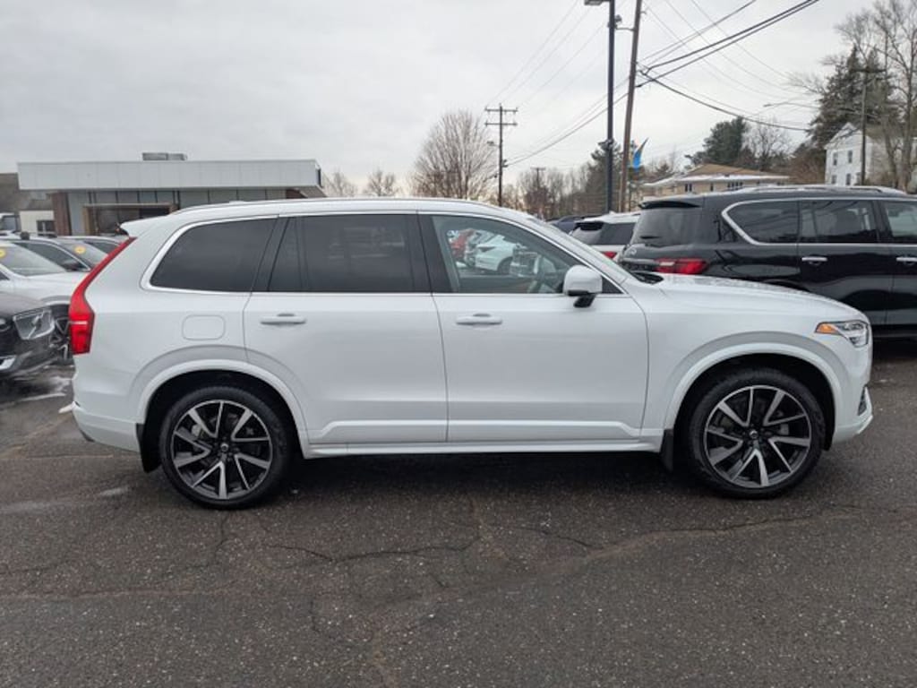 Used 2021 Volvo XC90 T6 Momentum 7 Passenger SUV
