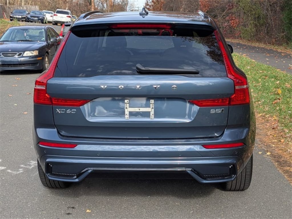 Certified 2023 Volvo XC60 B5 AWD Plus Dark SUV