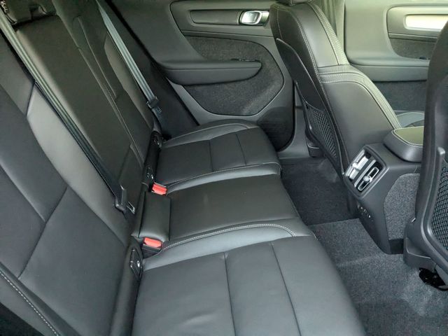 2026 Volvo XC40 Core - Photo 21