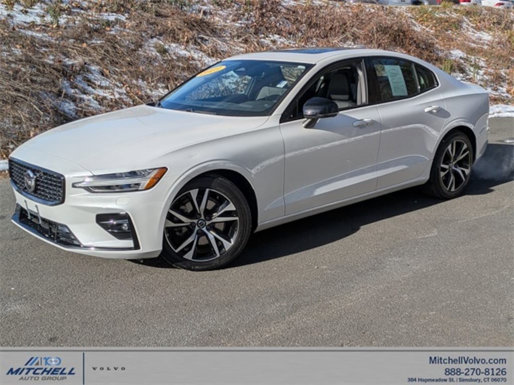 Used 2023 Volvo S60 B5 FWD Core Dark Sedan