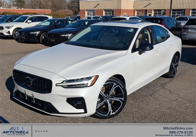 2024 Volvo S60 Plus