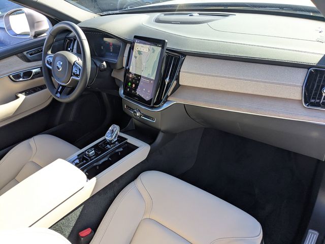 2026 Volvo XC90 Plus - Photo 27