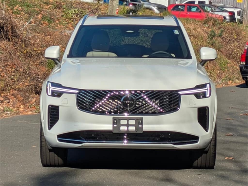 New 2026 Volvo XC90 B6 Ultra 7-Seater SUV