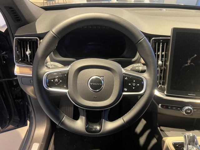 2026 Volvo XC90 Core - Photo 10