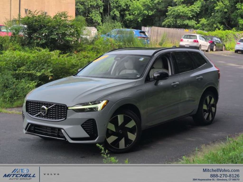 Certified 2024 Volvo XC60 plug-in hybrid T8 Ultimate Dark SUV