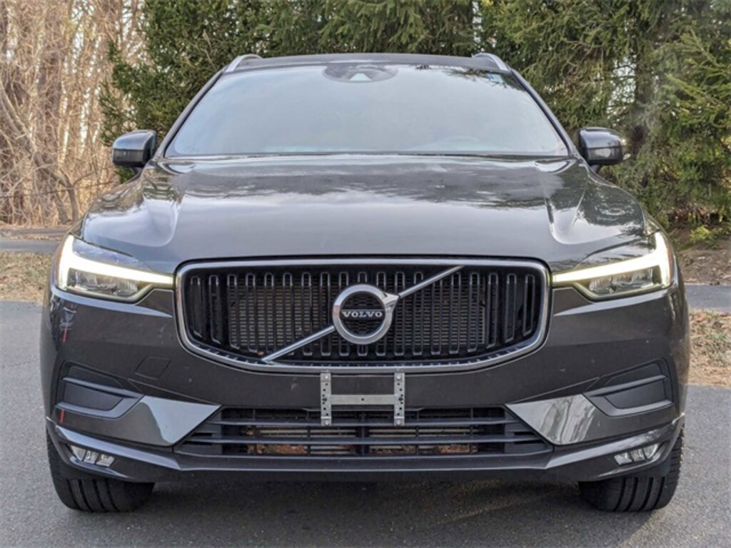 Certified 2021 Volvo XC60 T5 Momentum For Sale near Hartford Mitchell