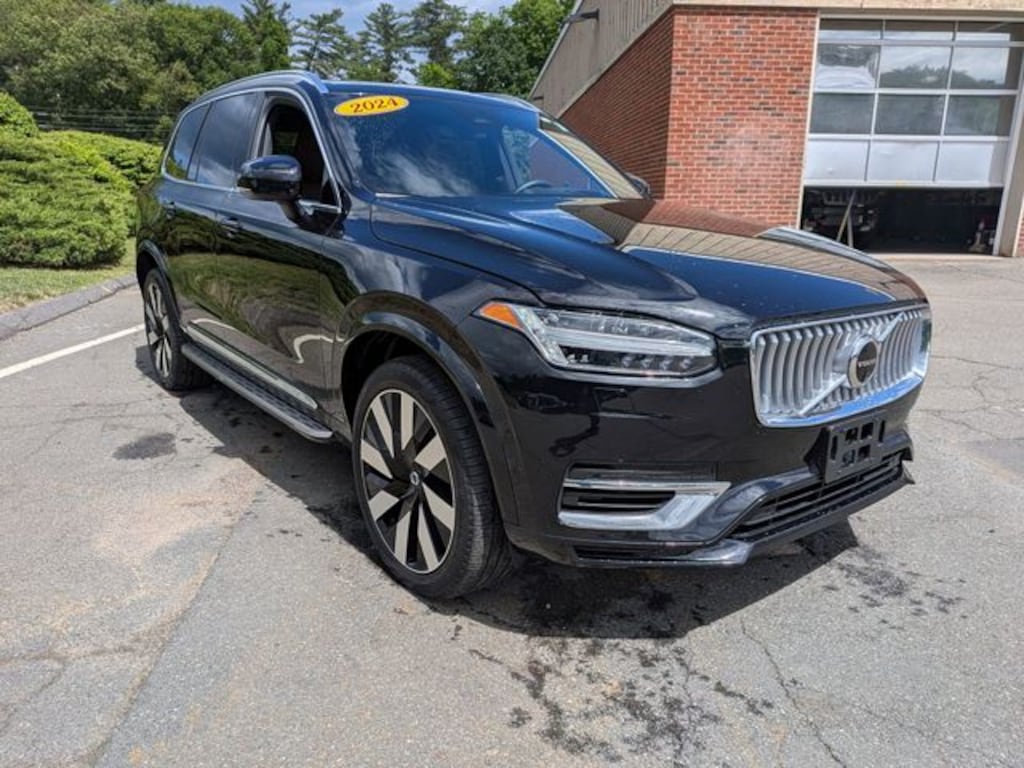 Certified 2024 Volvo XC90 plug-in hybrid T8 Ultimate Bright 7-Seater SUV