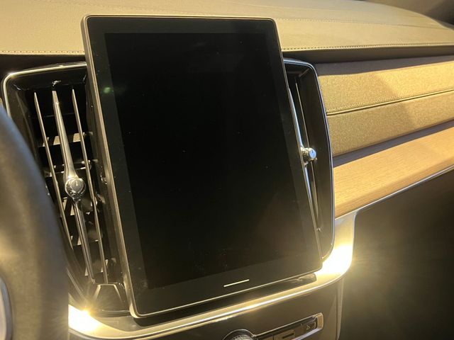2026 Volvo XC90 Core - Photo 15