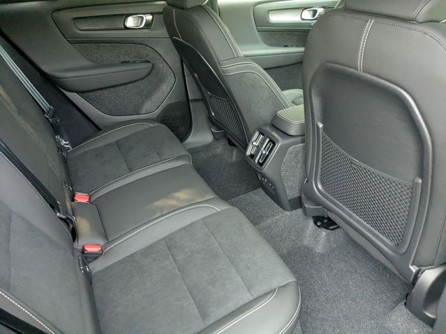 2026 Volvo XC40 Ultra Black Edition - Photo 21