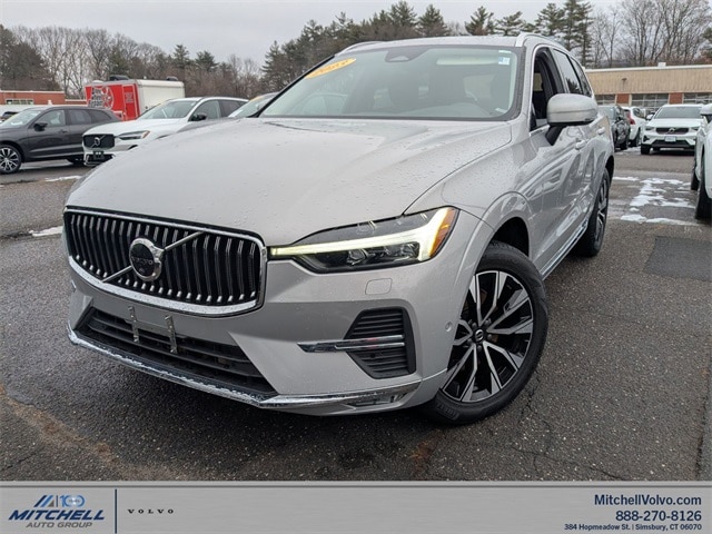 2023 Volvo XC60 Plus's photo