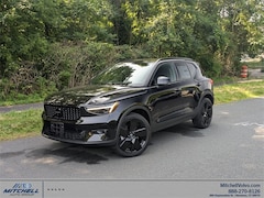 2026 Volvo XC40 B5 Ultra Black Edition SUV