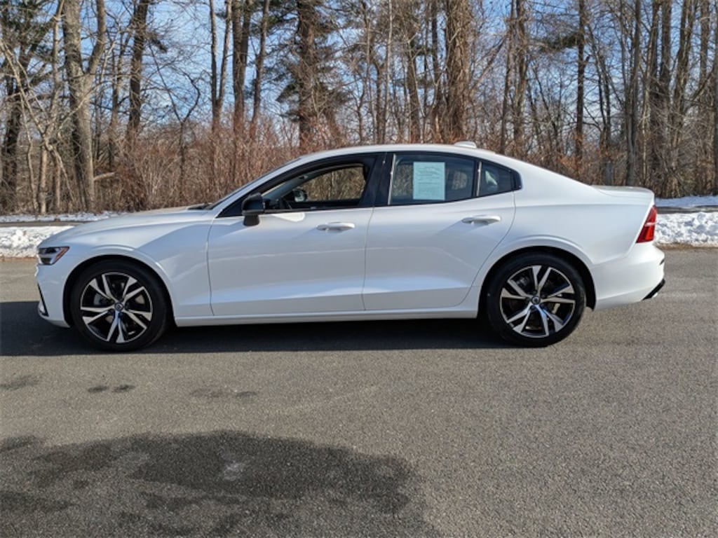 Used 2023 Volvo S60 B5 FWD Core Dark Sedan