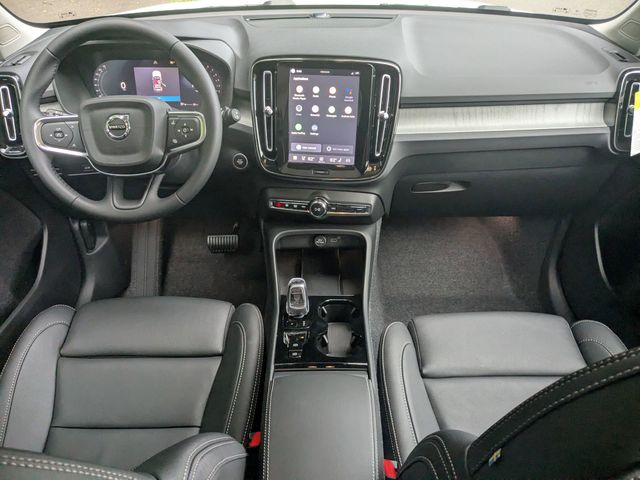 2026 Volvo XC40 Plus - Photo 20