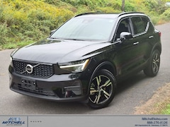 New 2026 Volvo XC40 B5 Core SUV for Sale in Simsbury, CT